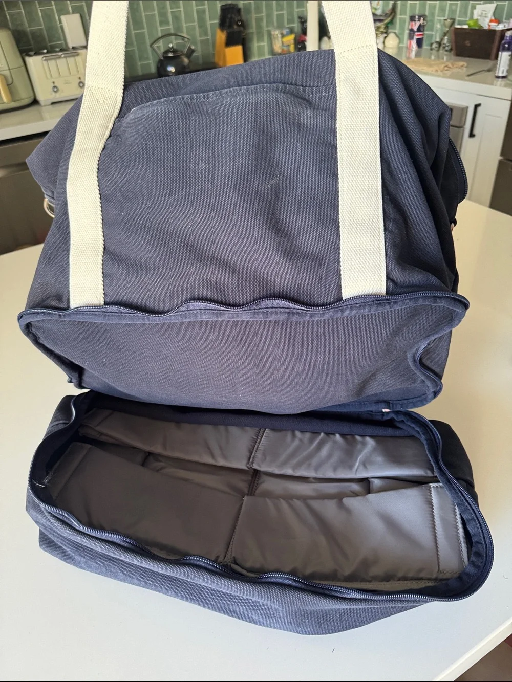 Lo and Sons Catalina Deluxe Tote
